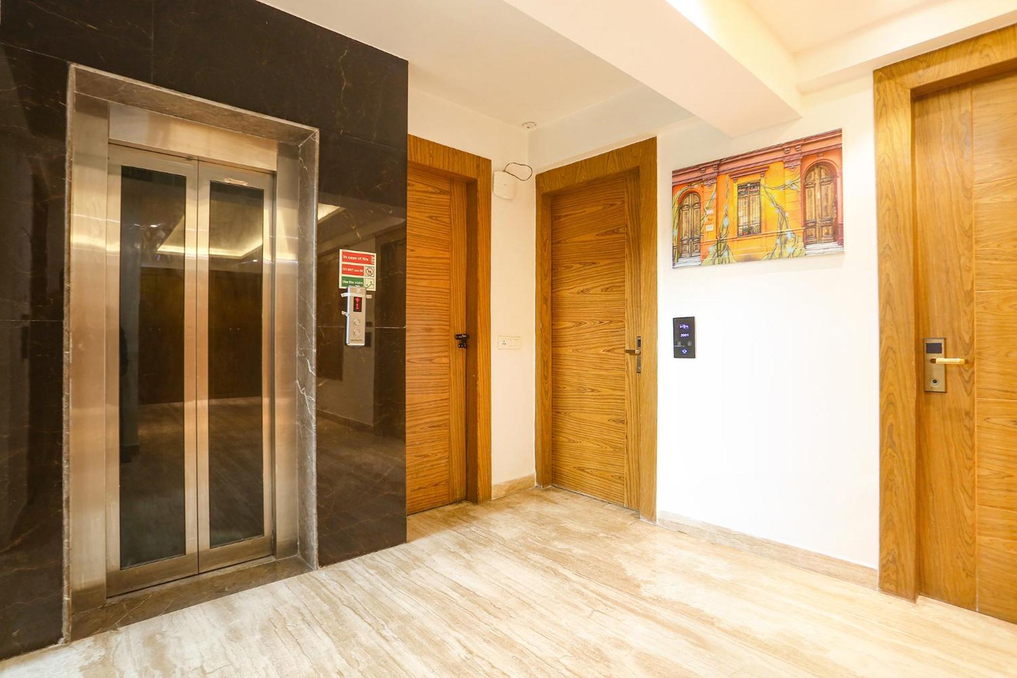 Fabhotel Prime Star 17 - Nr Yashobhoomi Convention Centre Delhi  Esterno foto