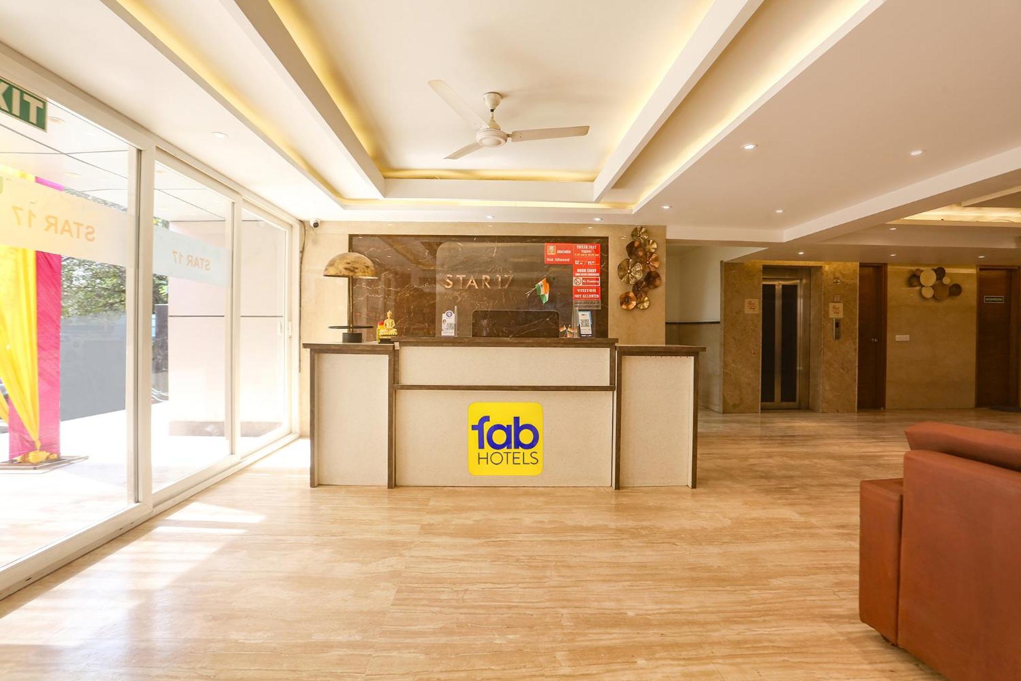 Fabhotel Prime Star 17 - Nr Yashobhoomi Convention Centre Delhi  Esterno foto