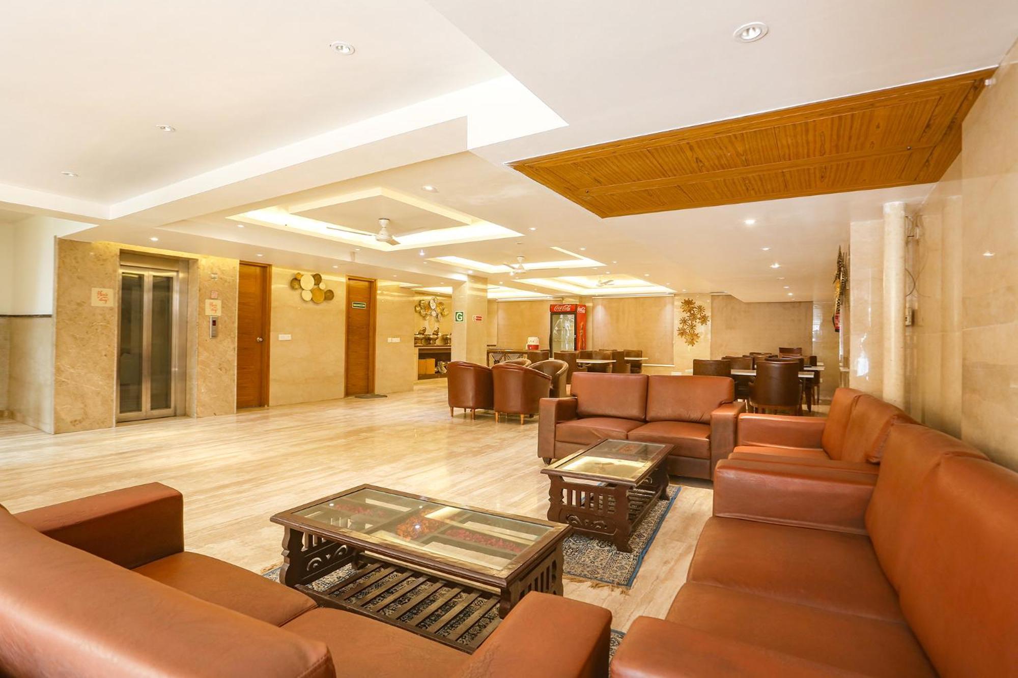 Fabhotel Prime Star 17 - Nr Yashobhoomi Convention Centre Delhi  Esterno foto